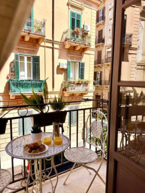 Kalsa Baroque Apartment